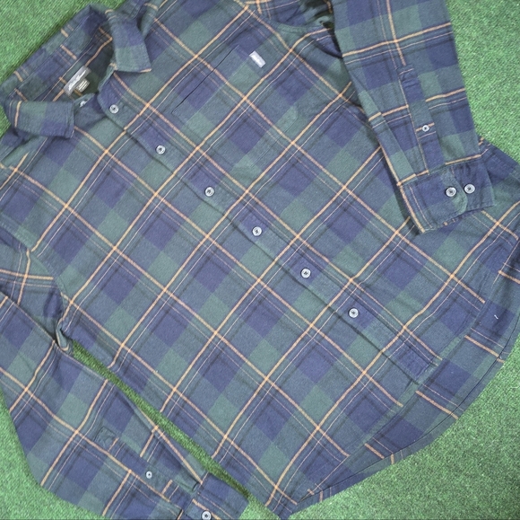 Eddie Bauer | 'Eddie's Favorite Flannel' 2-Ply Cotton Plaid Button Down Flannel - Picture 9 of 16